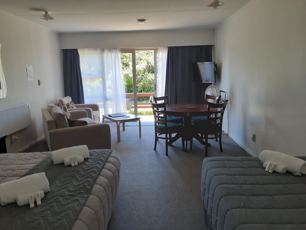 Golden Bay Motel Takaka Zewnętrze zdjęcie
