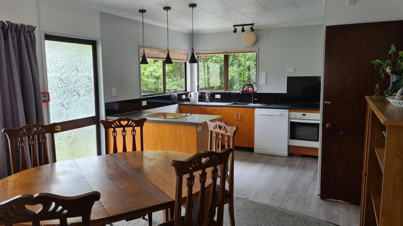Golden Bay Motel Takaka Zewnętrze zdjęcie