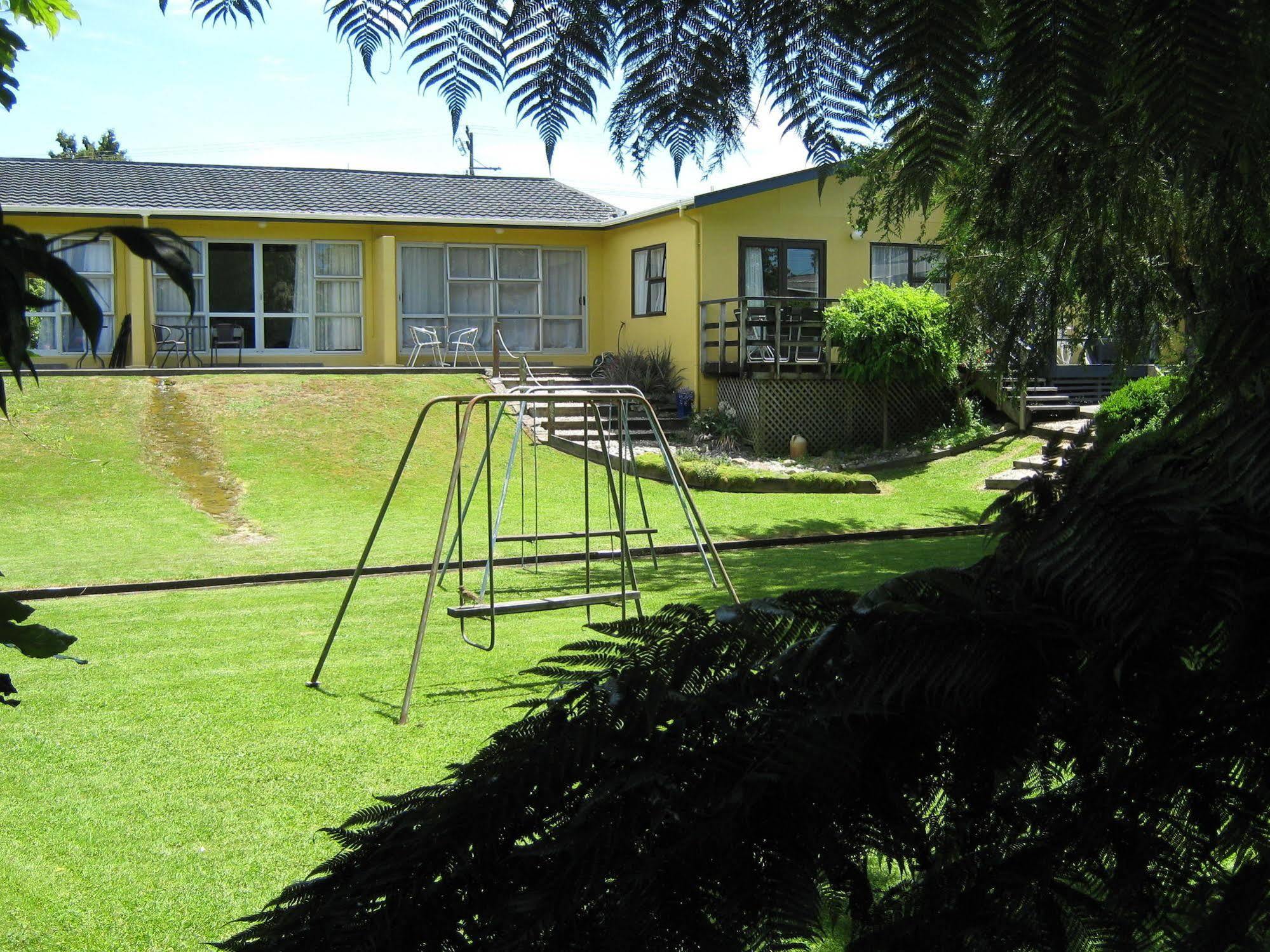 Golden Bay Motel Takaka Zewnętrze zdjęcie